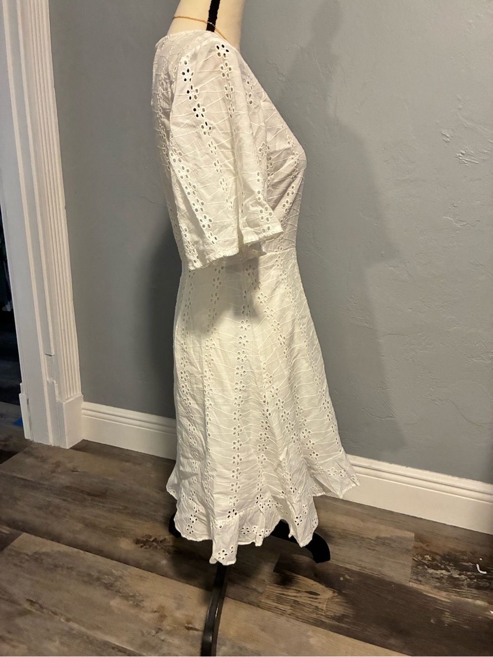 White Japna Dress size Medium - Picture 7 of 9